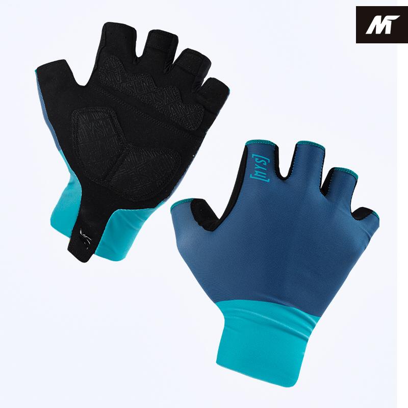 ai-sports-product-skytree-gloves-sky-blue