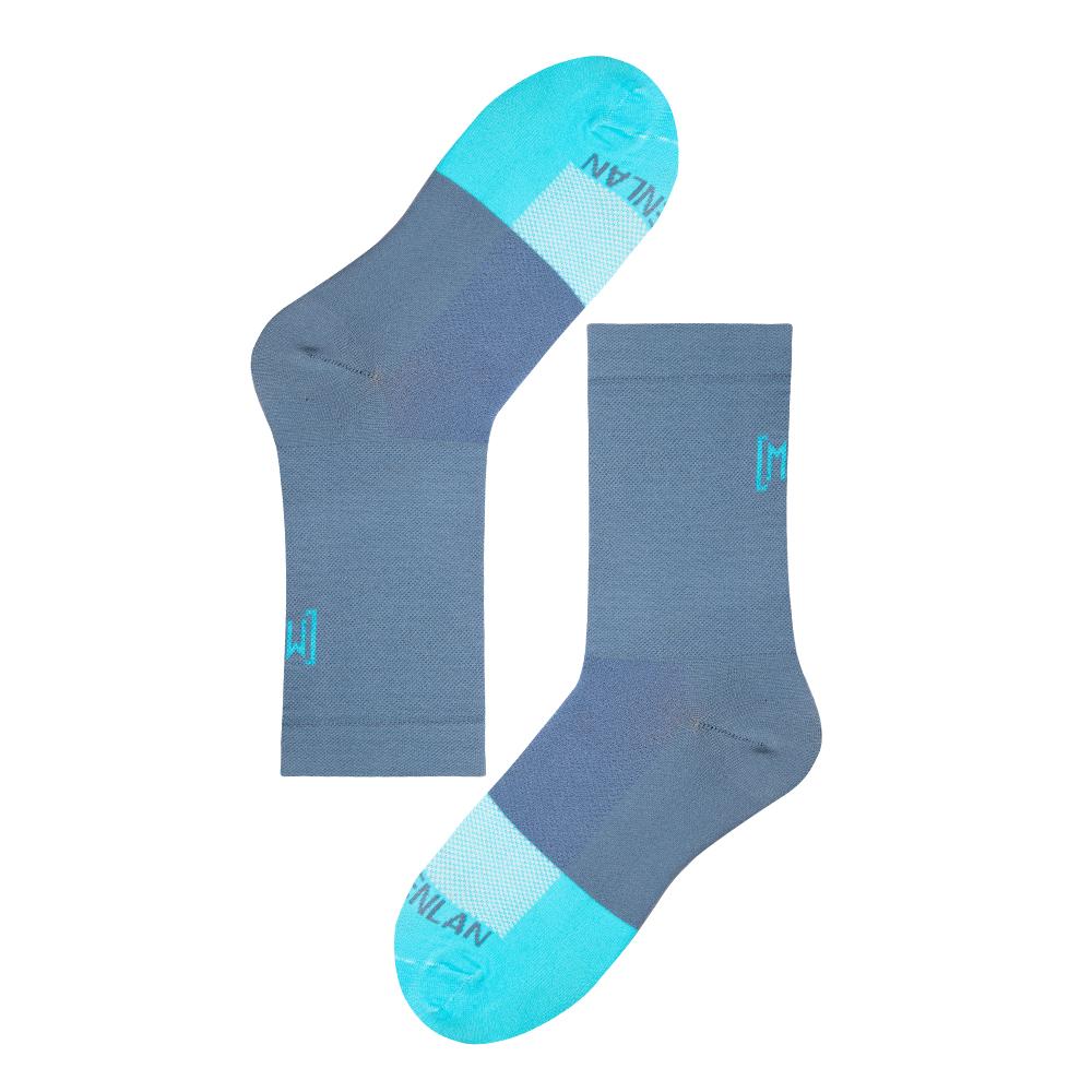ai-sports-product-skytree-socks-geyser-blue