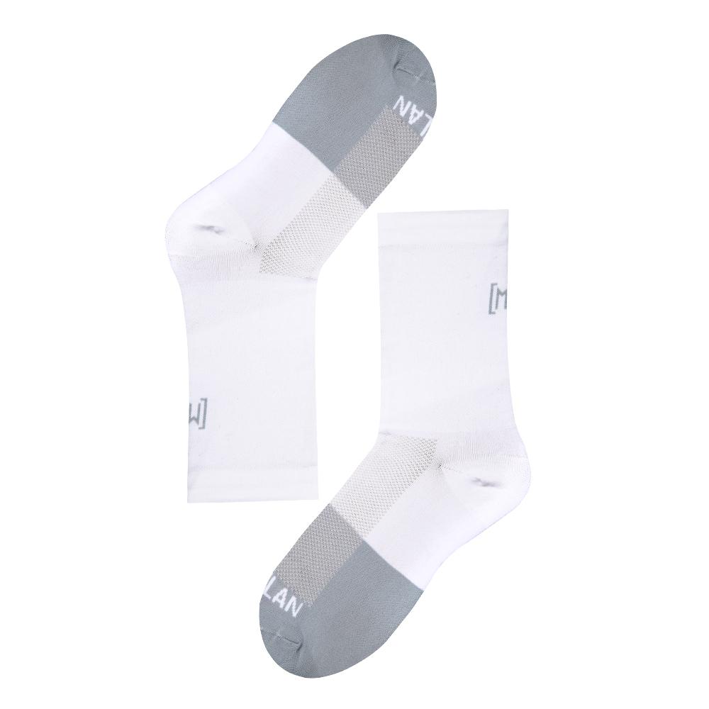 ai-sports-product-skytree-socks-white