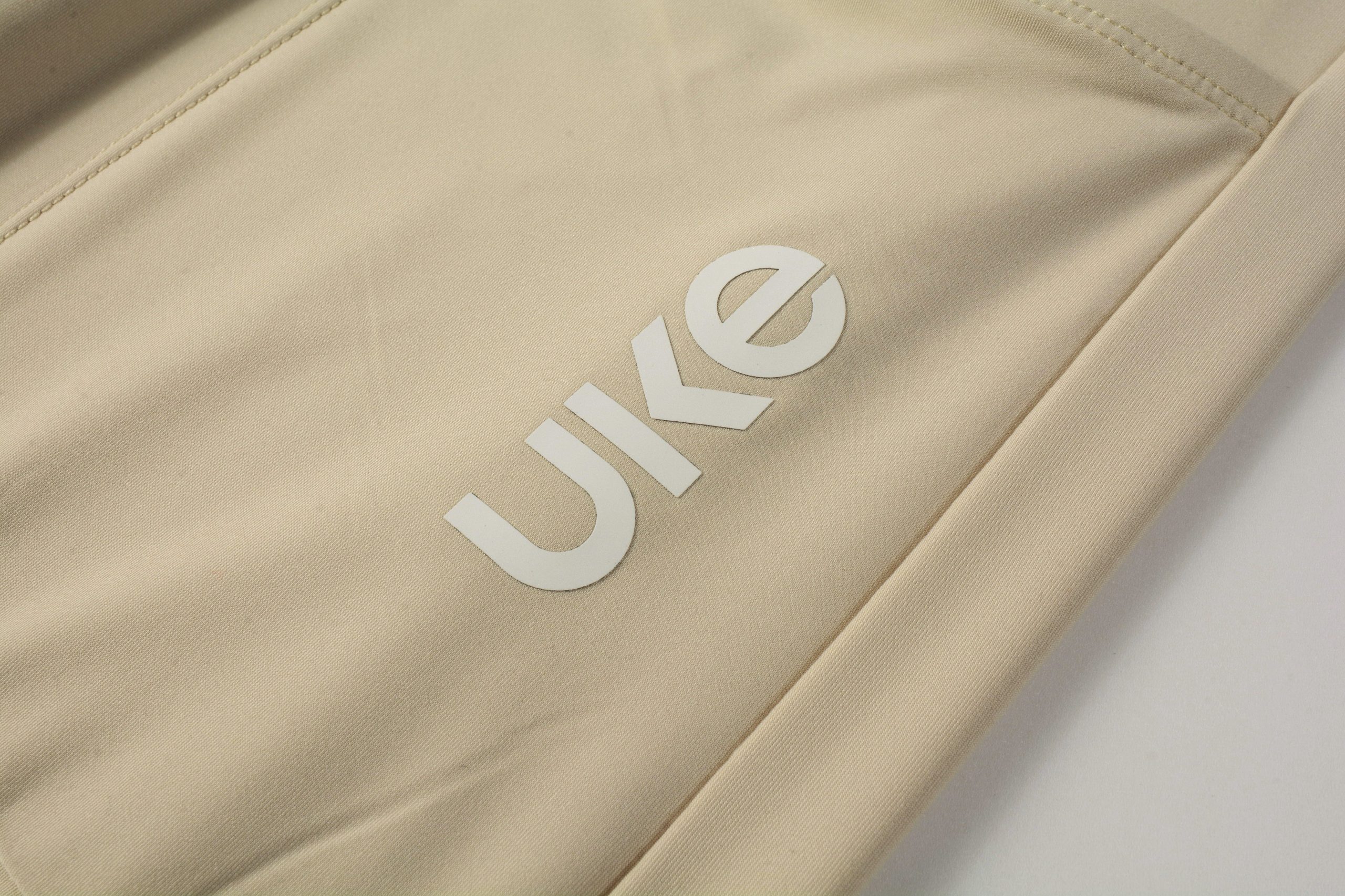UKE-MO-BEIGE